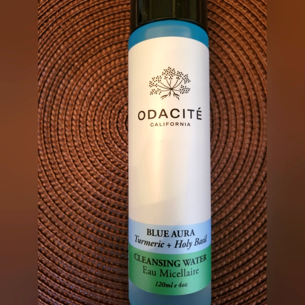 Odacite Blue Aura Micellar Cleansing Water